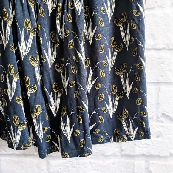 LOFT Valley Floral Lace Bib Shell - Picture 5 of 5